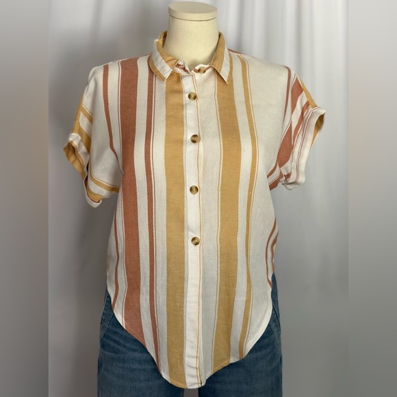 Altar'd State Cream Tan Short Sleeve Button Down Polo (846) - Picture 7 of 14